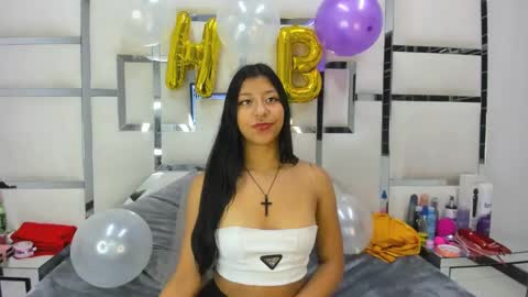 Snapshot of vanelin18 chatting on 01-16-25, 05:42 Vane online show from 01-16-25, 05:42