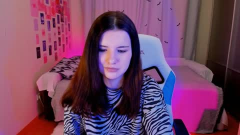 Vanessa online show from 02-08-25, 04:25