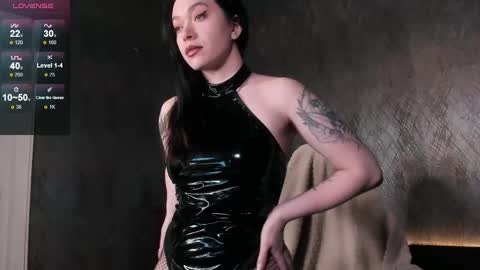 Vanessa online show from 12-14-24, 06:13