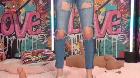  Vanessa  online show from 12-31-24, 04:25