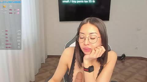 Vanessa online show from 12-25-24, 05:26