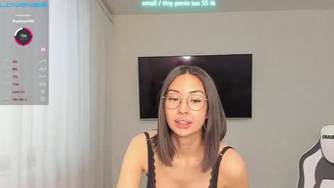 Vanessa online show from 01-05-25, 06:02