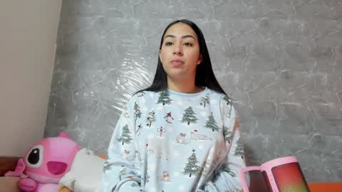 Snapshot of vanessaadol chatting on 02-02-25, 11:08 vanessaadol online show from 02-02-25, 11:08