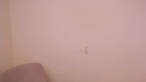 Vanessa online show from 01-20-25, 04:55