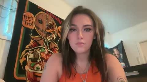 vanessaluvs2play online show from 10-31-25, 10:11