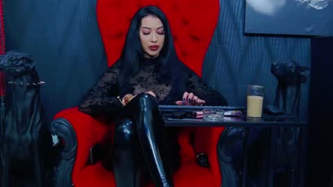 Miss Vanessa online show from 01-27-25, 07:24