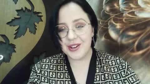 vanessashadow online show from 11-29-25, 06:00