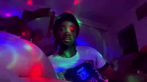 Snapshot of vanilladoctor chatting on 10-27-25, 03:21 Vanilla Good online show from 10-27-25, 03:21