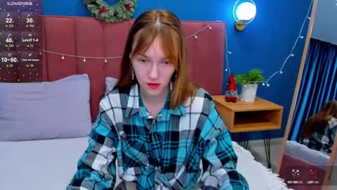 Snapshot of vanillakelly chatting on 12-30-24, 01:48 Sofia online show from 12-30-24, 01:48