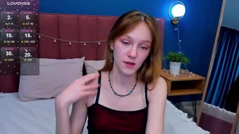 Snapshot of vanillakelly chatting on 02-08-25, 07:37 Sofia online show from 02-08-25, 07:37