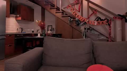 Snapshot of vanillalivitski chatting on 10-27-25, 01:37 Vanilla online show from 10-27-25, 01:37