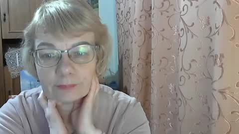 Snapshot of vanillaxcreamy chatting on 02-08-25, 03:31 Vanillaxcreamy online show from 02-08-25, 03:31