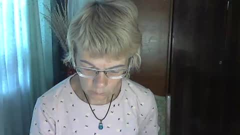Snapshot of vanillaxcreamy chatting on 10-01-25, 09:48 Vanillaxcreamy online show from 10-01-25, 09:48
