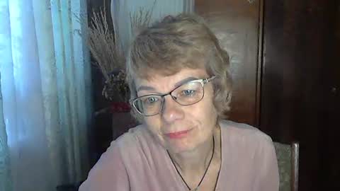 Snapshot of vanillaxcreamy chatting on 11-29-25, 08:06 Vanillaxcreamy online show from 11-29-25, 08:06