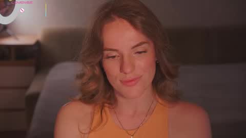 Snapshot of vanille_mystery chatting on 12-21-25, 07:54 Sophie online show from 12-21-25, 07:54