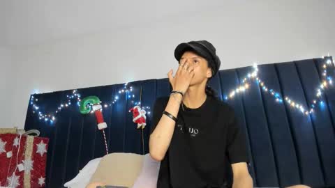 vannellope_96 online show from 12-19-25, 07:21