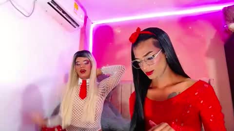 Snapshot of vannesa01 chatting on 01-18-25, 11:44 vannesa01 online show from 01-18-25, 11:44