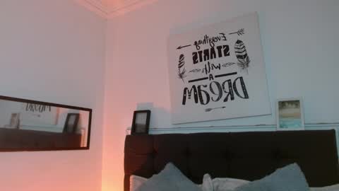 vane online show from 10-17-25, 07:27