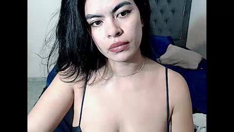 Snapshot of vannsexporn chatting on 12-03-24, 02:03 Vannesa online show from 12-03-24, 02:03