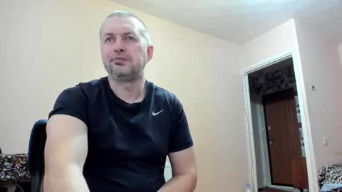 Snapshot of vano_822 chatting on 11-23-25, 09:09 vano_822 online show from 11-23-25, 09:09