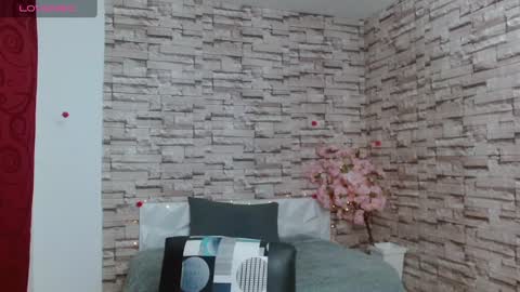 Snapshot of vanse_lust chatting on 02-04-25, 02:17 Karuna online show from 02-04-25, 02:17