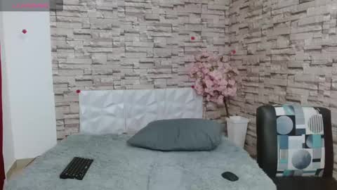 Snapshot of vanse_lust chatting on 02-11-25, 02:03 Karuna online show from 02-11-25, 02:03