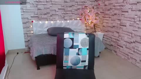 Snapshot of vanse_lust chatting on 02-26-25, 08:44 Karuna online show from 02-26-25, 08:44