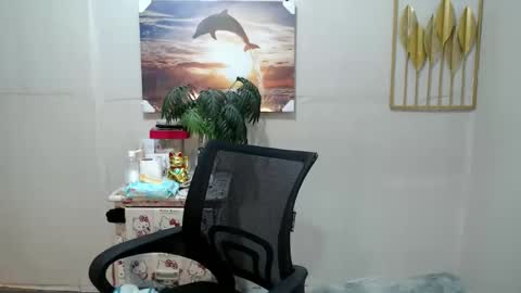 vanxxx2005 online show from 12-09-24, 11:26