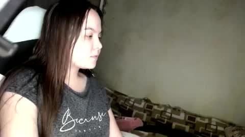 Var Kiss online show from 11-15-25, 11:18