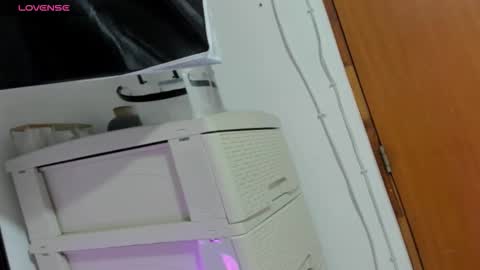 vardysweet online show from 11-30-25, 02:26