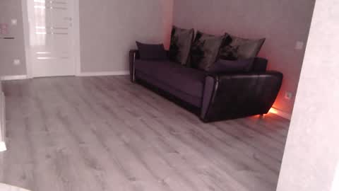 Varonica Caprii Online this week  Monday Tuesday Thursday Friday online show from 12-23-24, 09:05