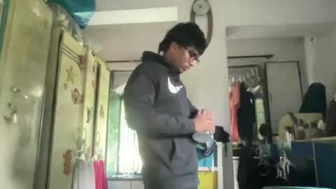 Snapshot of varun_00707 chatting on 11-18-25, 03:23 varun_00707 online show from 11-18-25, 03:23