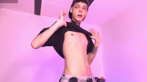  Varya Ferreira - independent model  online show from 03-04-25, 06:58