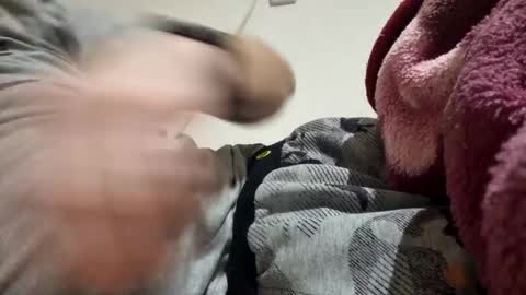 Snapshot of vasi311299 chatting on 11-18-25, 05:17 vasi311299 online show from 11-18-25, 05:17