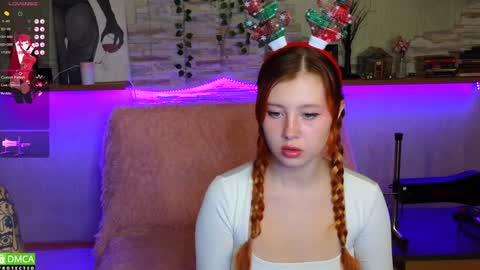 Snapshot of vasilisa_lik chatting on 12-22-24, 03:22 Vasilisa lik online show from 12-22-24, 03:22