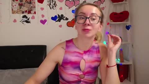 Vasilisa online show from 02-15-25, 09:16