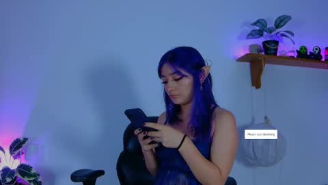 Snapshot of vayolett_dakotta chatting on 10-26-25, 01:55 Vayolett online show from 10-26-25, 01:55