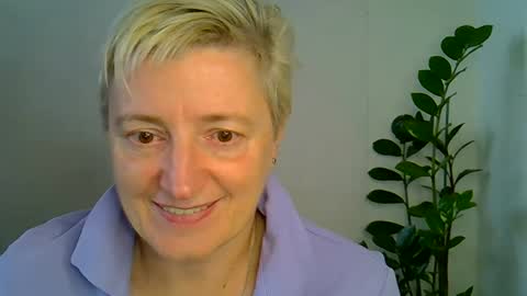 vea_motty online show from 10-31-25, 08:59