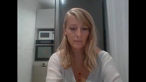Veessa online show from 10-04-25, 04:16
