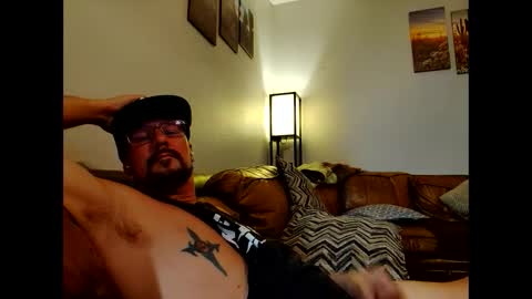 Snapshot of vegasdadbod chatting on 09-10-25, 08:58 vegasdadbod online show from 09-10-25, 08:58