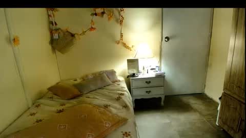 veka_lourens online show from 09-22-25, 07:05