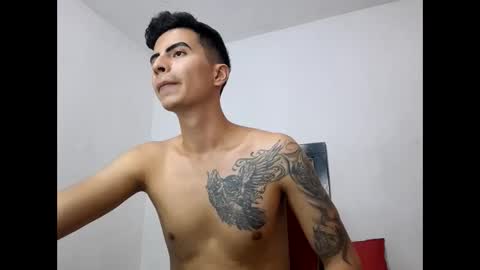 velk_hot1 online show from 02-25-25, 05:36