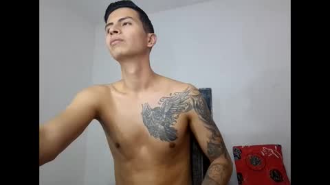 velk_hot1 online show from 03-06-25, 01:35
