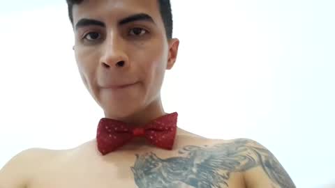 velk_hot1 online show from 03-09-25, 04:27