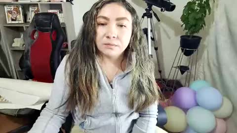 Snapshot of vellarossa chatting on 10-22-25, 01:50 Im VelaI will be Christmas and New Year with my family December 22 to January 13 I will miss you guys. online show from 10-22-25, 01:50