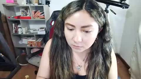 Im VelaI will be Christmas and New Year with my family December 22 to January 13 I will miss you guys. online show from 11-25-25, 10:10