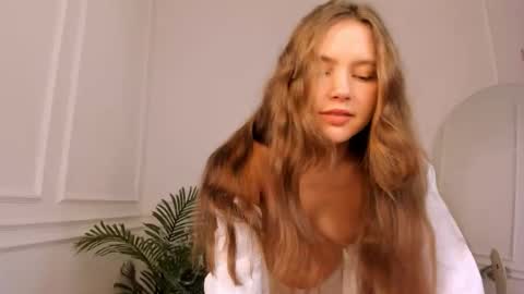 Snapshot of velvet_cherry chatting on 11-03-25, 04:30 velvet_cherry online show from 11-03-25, 04:30