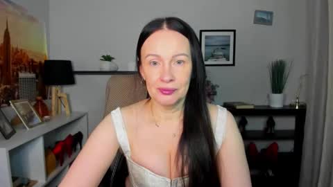 Jasmine online show from 12-16-25, 06:29