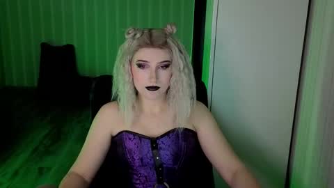 Violet online show from 02-01-26, 10:14