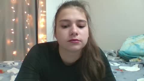 Snapshot of velveted_ivy chatting on 11-10-25, 10:47 velveted_ivy online show from 11-10-25, 10:47